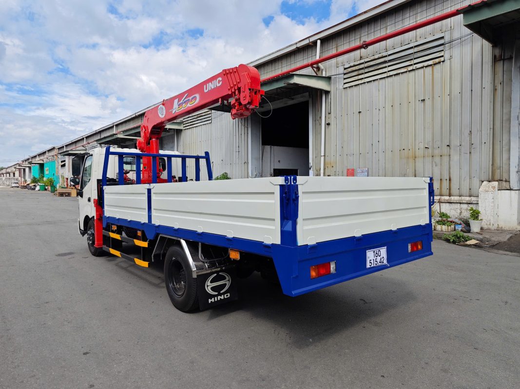 Xe Cẩu Hino XZU720 Euro5 2.5 Tấn