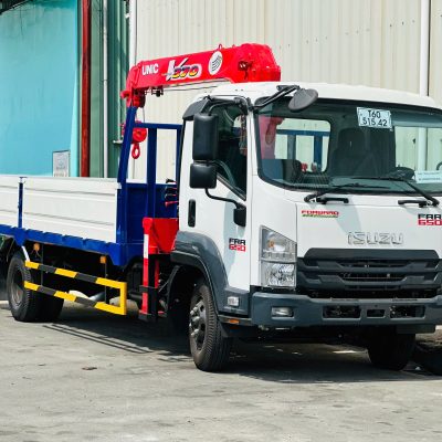 Xe cẩu Isuzu FRR90QE5 Euro5 5 Tấn